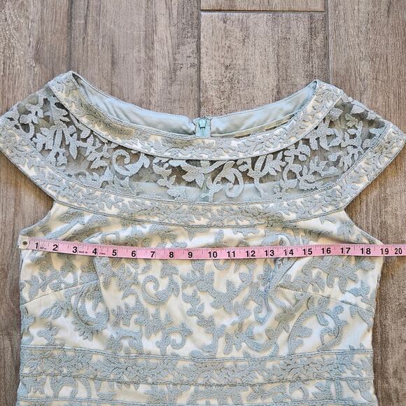 Tadashi Shoji Embroidered Lace Sheath Dress Womens 16 Mint Elegant Cocktail - Picture 4 of 10